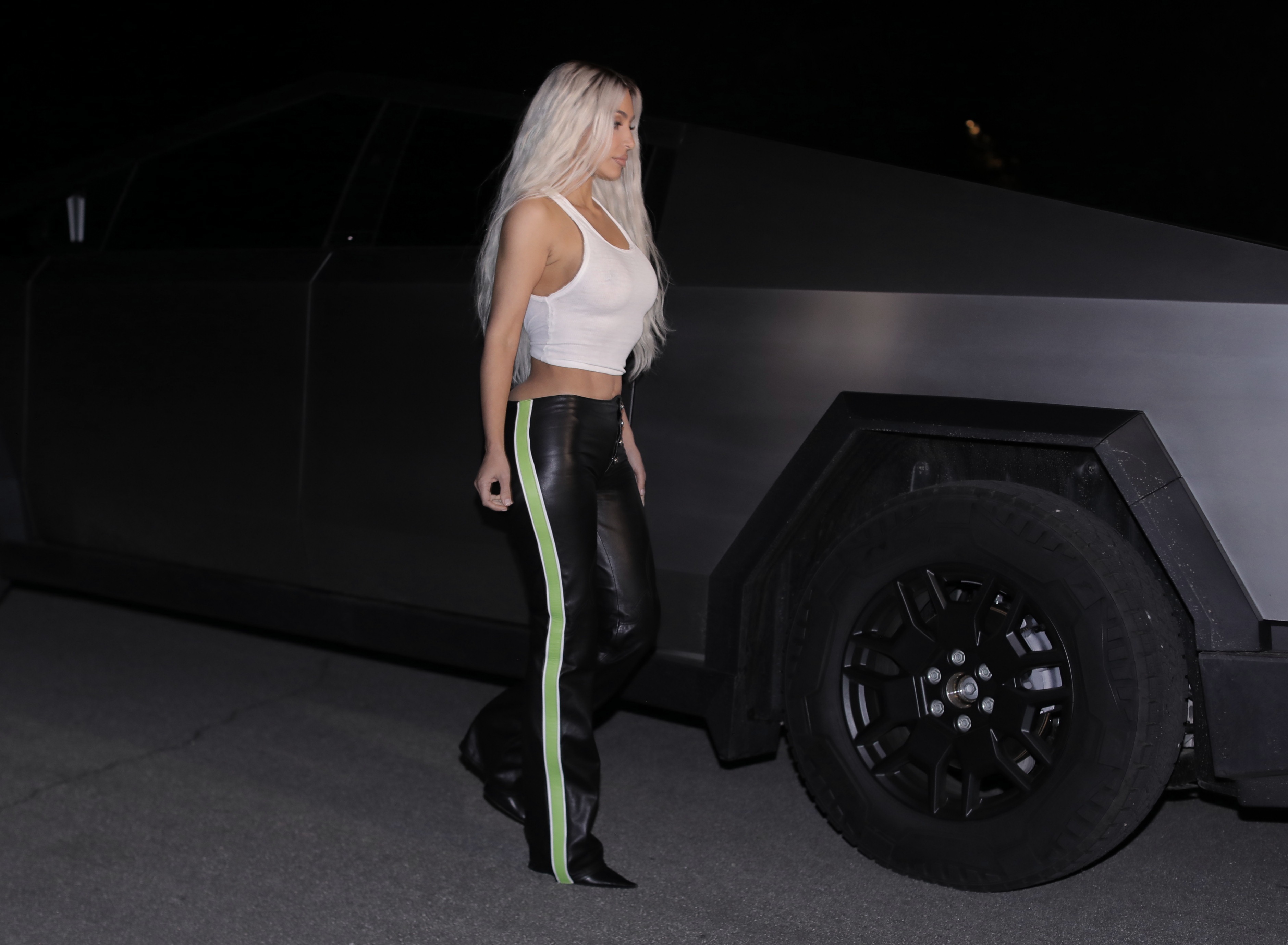 Access_Kardashian_04.jpg