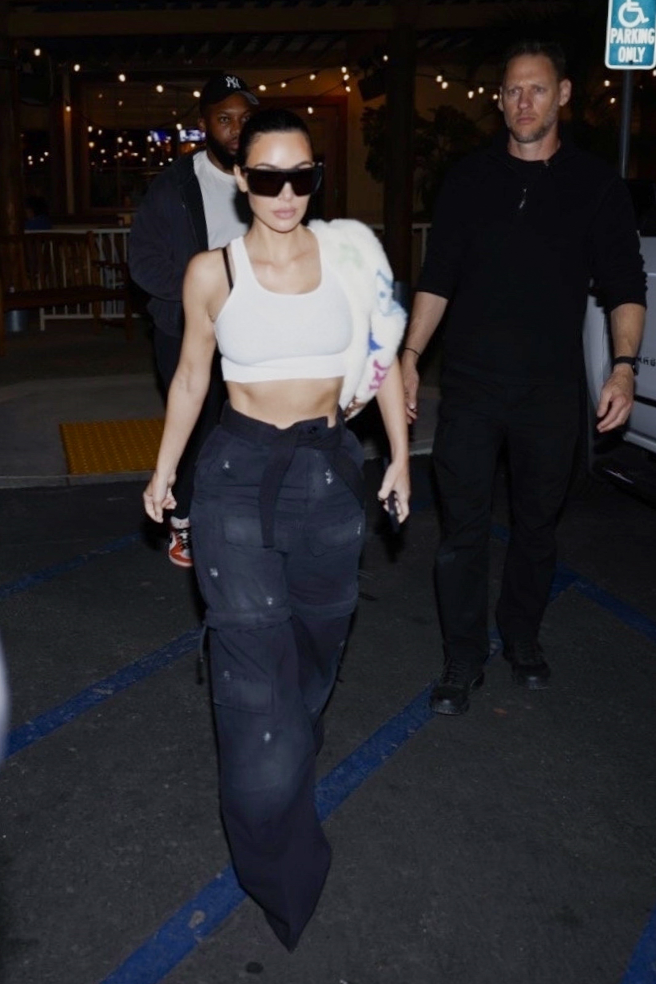 Access_Kardashian_07.jpg