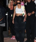 Access_Kardashian_06.jpg