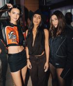Access_Kardashian_001~0.JPG