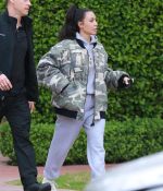 Access_Kardashian_02.jpg