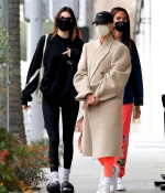 Access_Kardashian_001.jpg