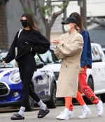 Access_Kardashian_002.jpg