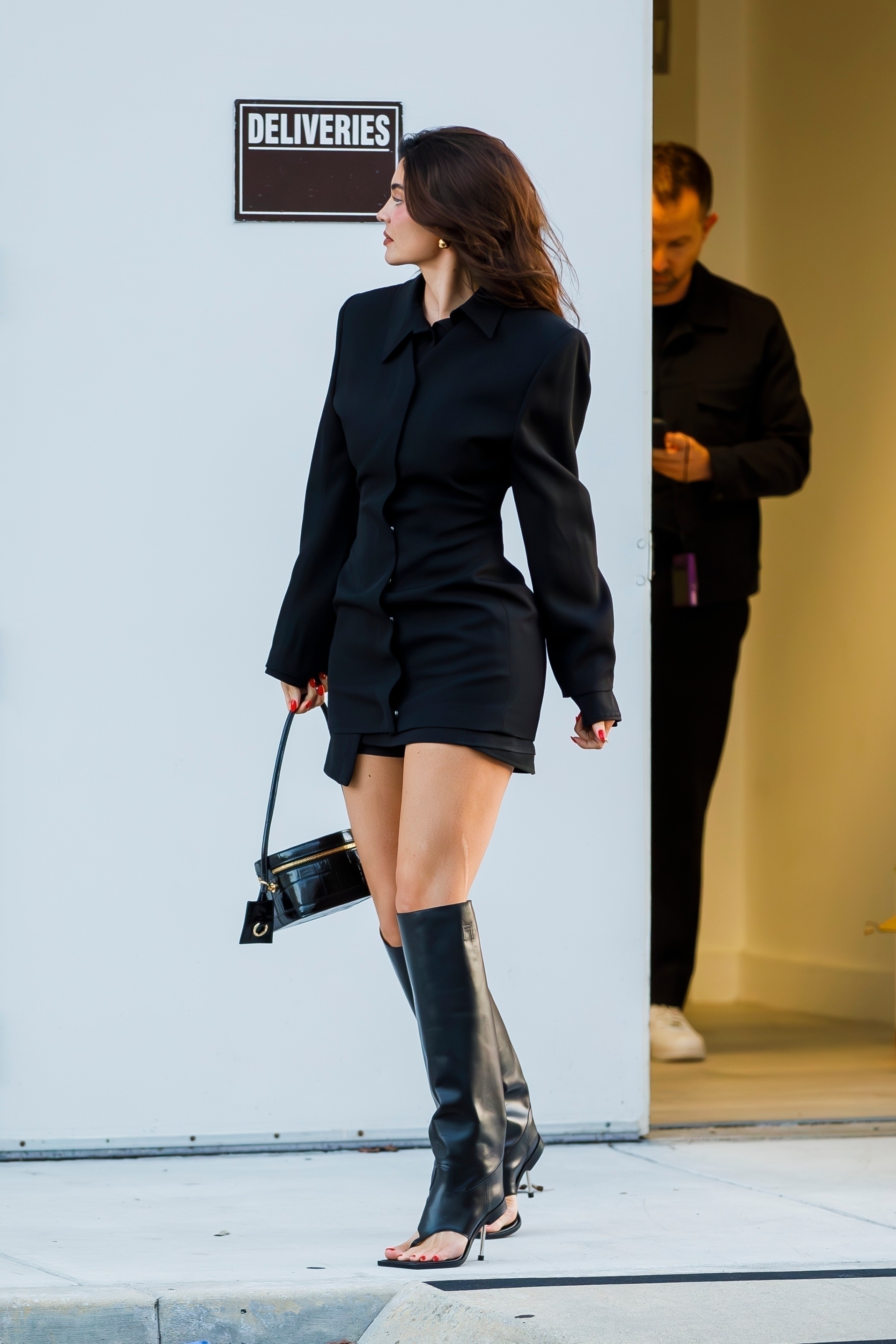 Access_Kardashian_03.jpg