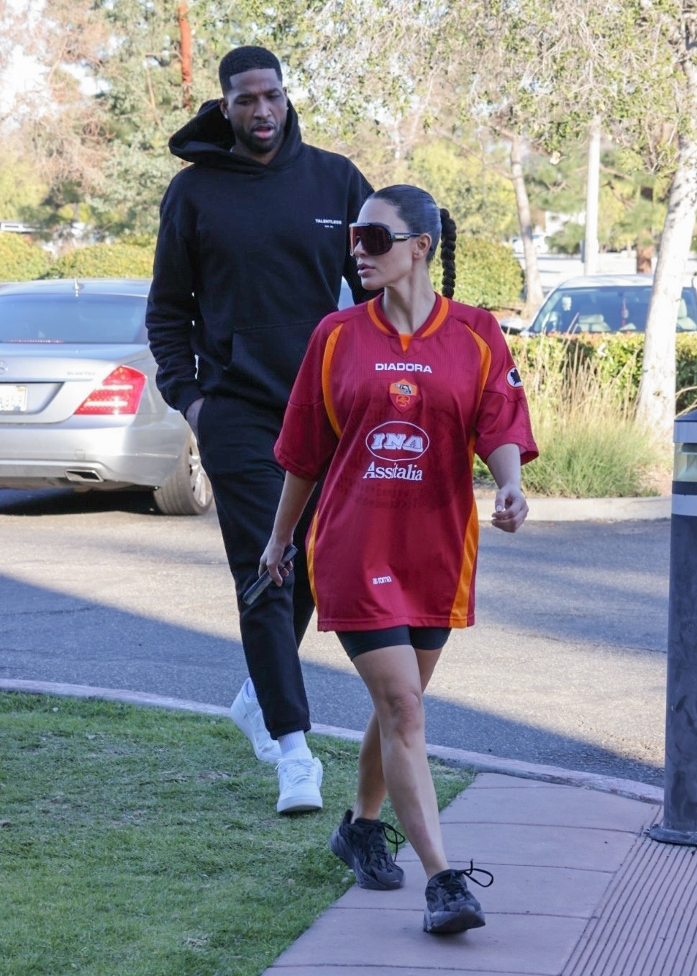 Access_Kardashian_09.jpg
