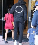 Access_Kardashian_031.jpg