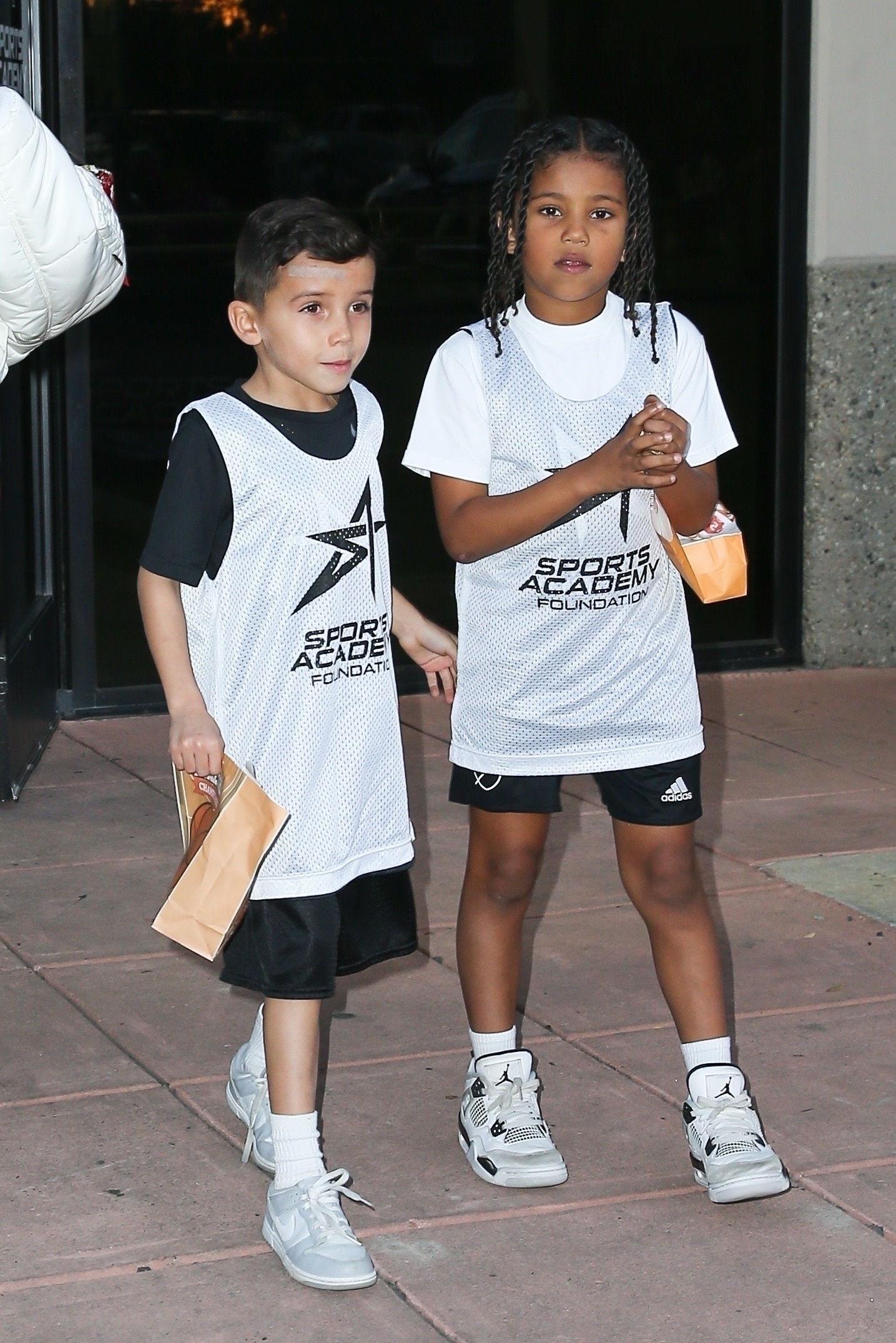 Access_Kardashian_05.jpg