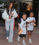 Access_Kardashian_010.jpg