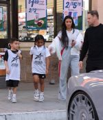 Access_Kardashian_03.jpg