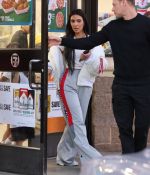 Access_Kardashian_05.jpg