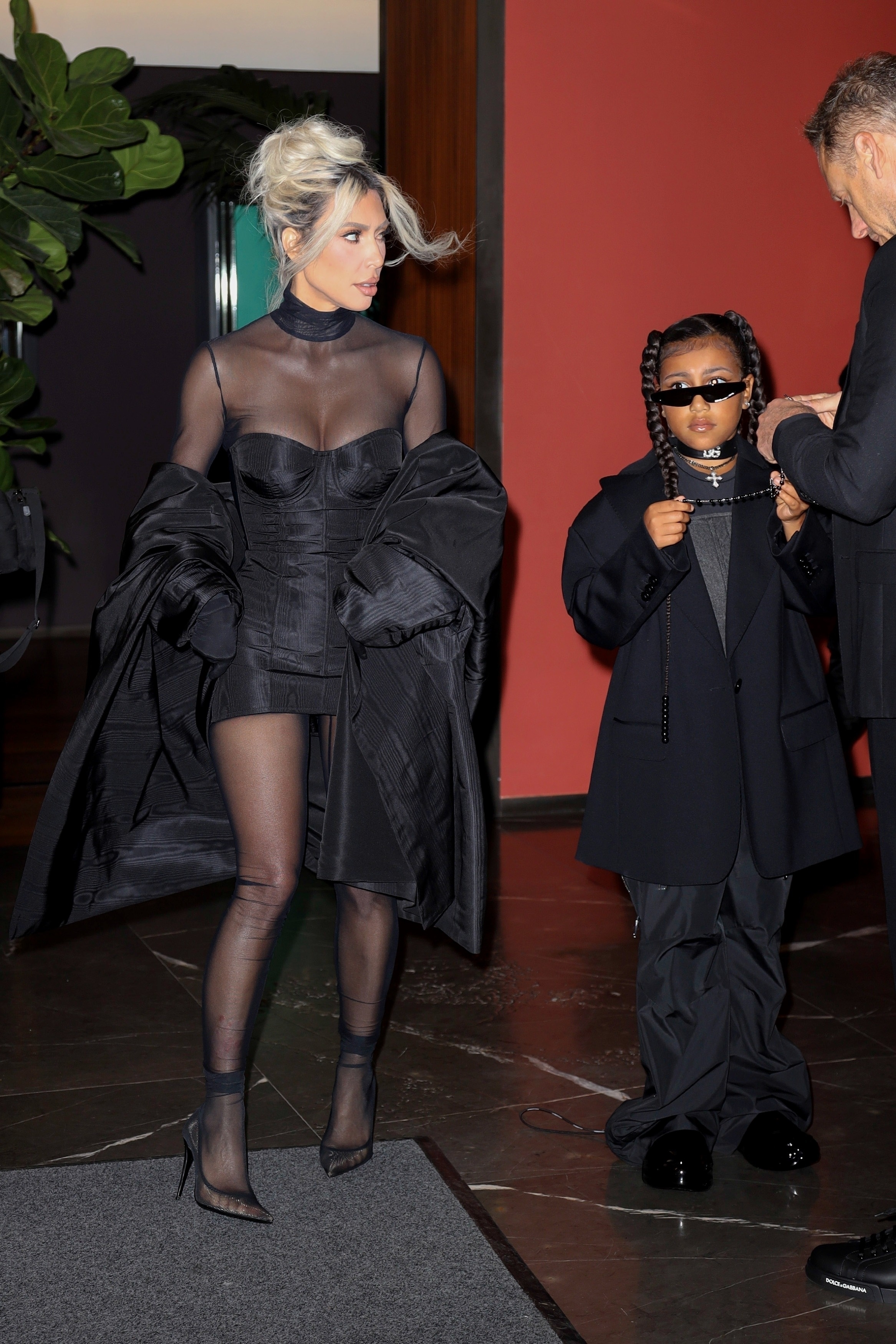 Access_Kardashian_02.jpg