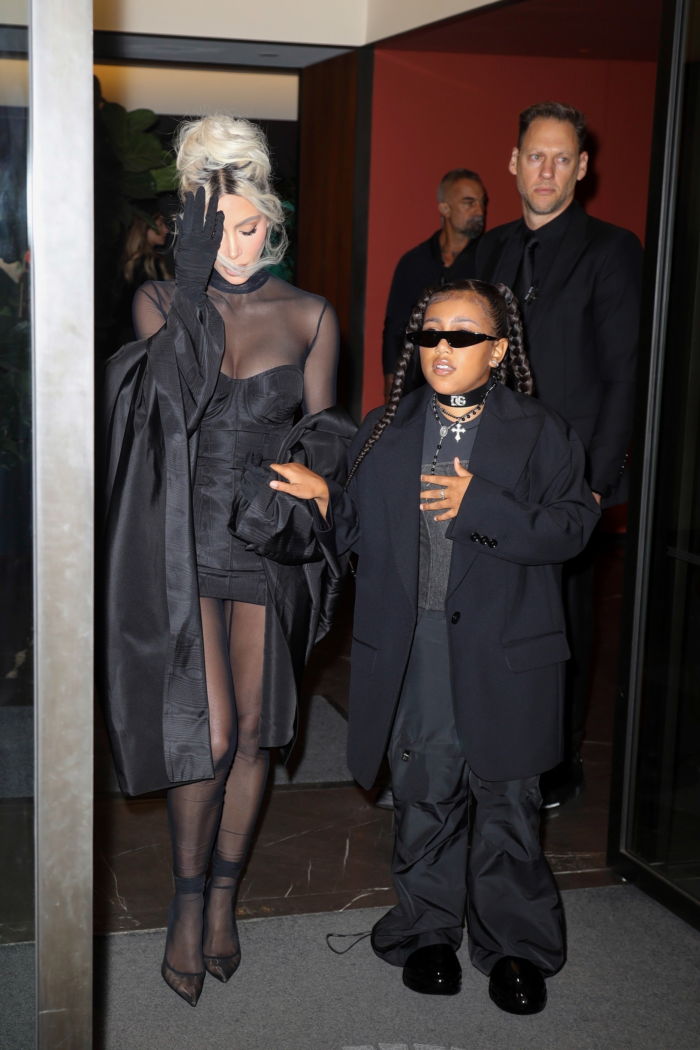 Access_Kardashian_05.jpg