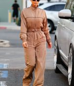 Access_Kardashian_01.jpg