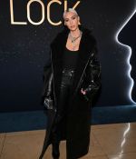 Access_Kardashian_05.jpg