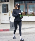 Access_Kardashian_005.jpg