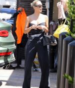 Access_Kardashian_024.jpg