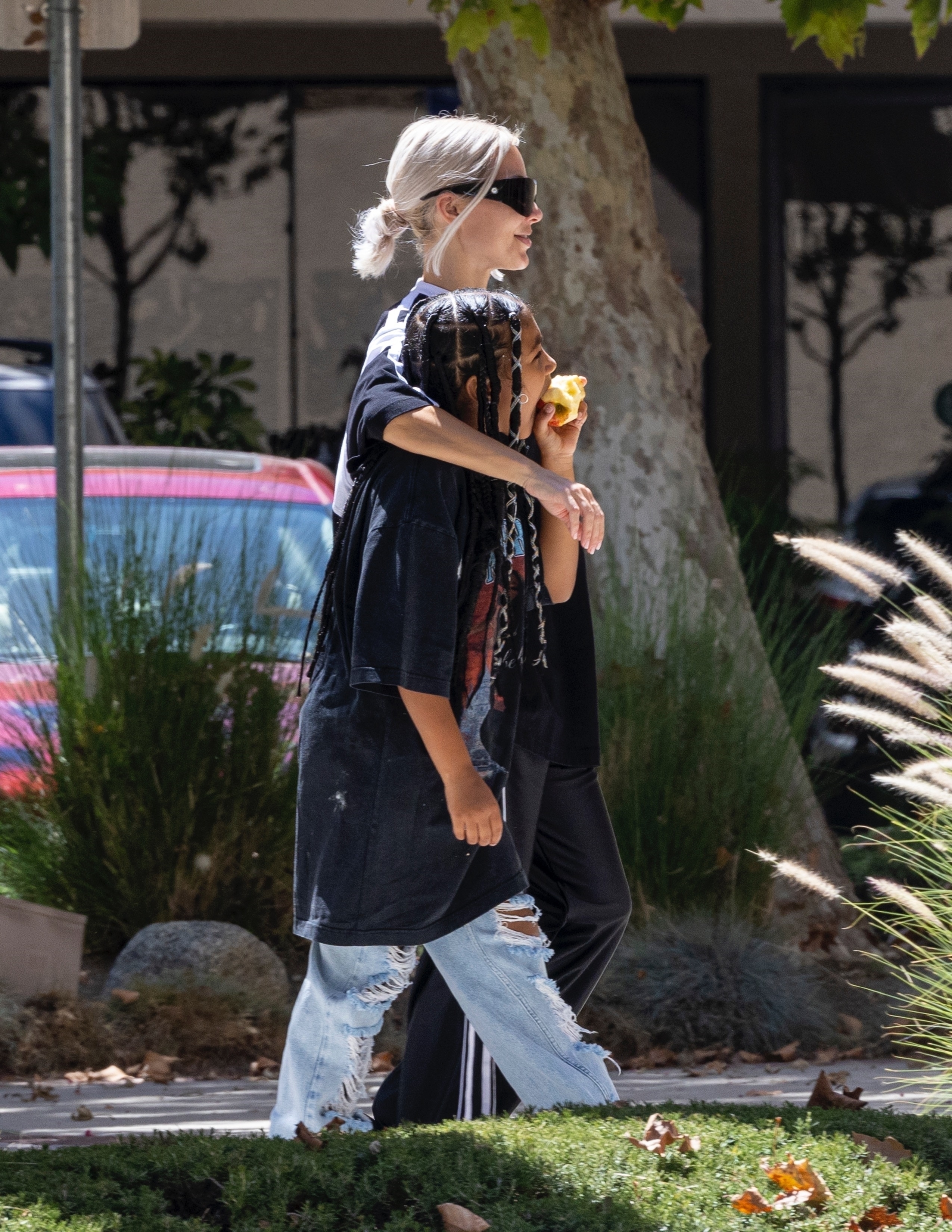 Access_Kardashian_07.jpg