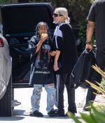 Access_Kardashian_06.jpg
