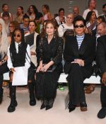 Access_Kardashian_08.jpg