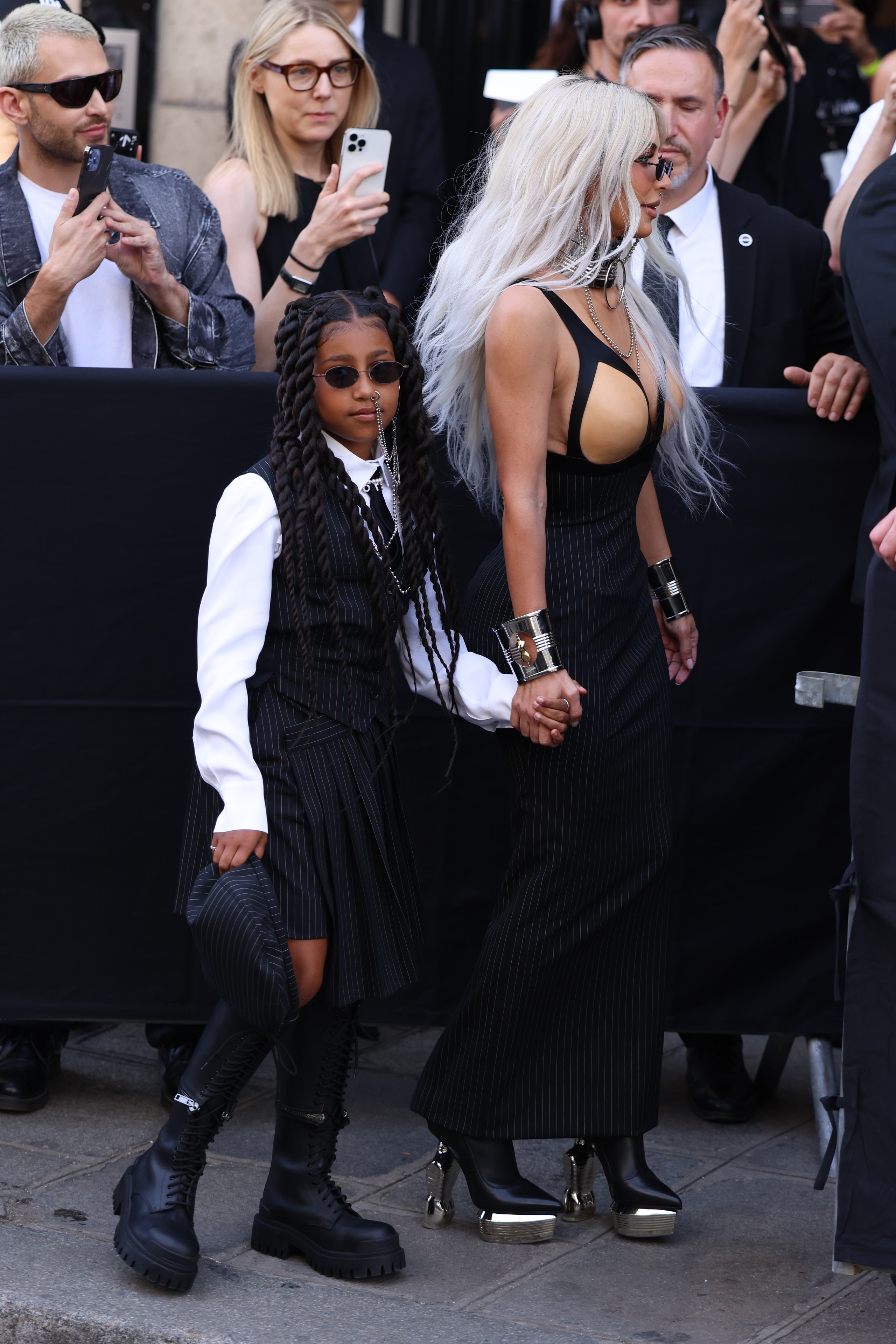 Access_Kardashian_06.jpg
