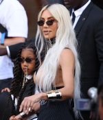 Access_Kardashian_05.jpg