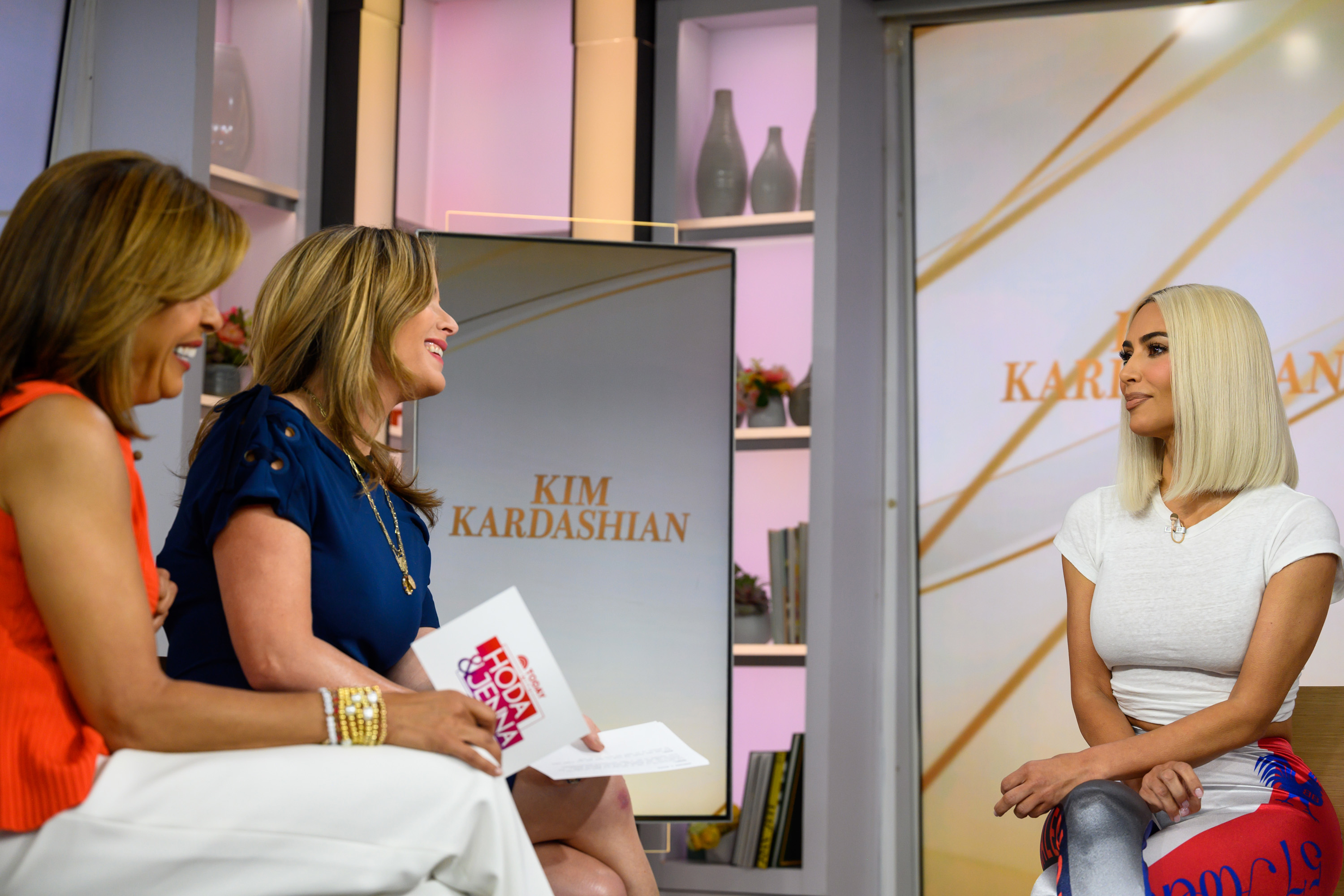 Access_Kardashian_08.jpg