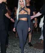 Access_Kardashian_07.jpg
