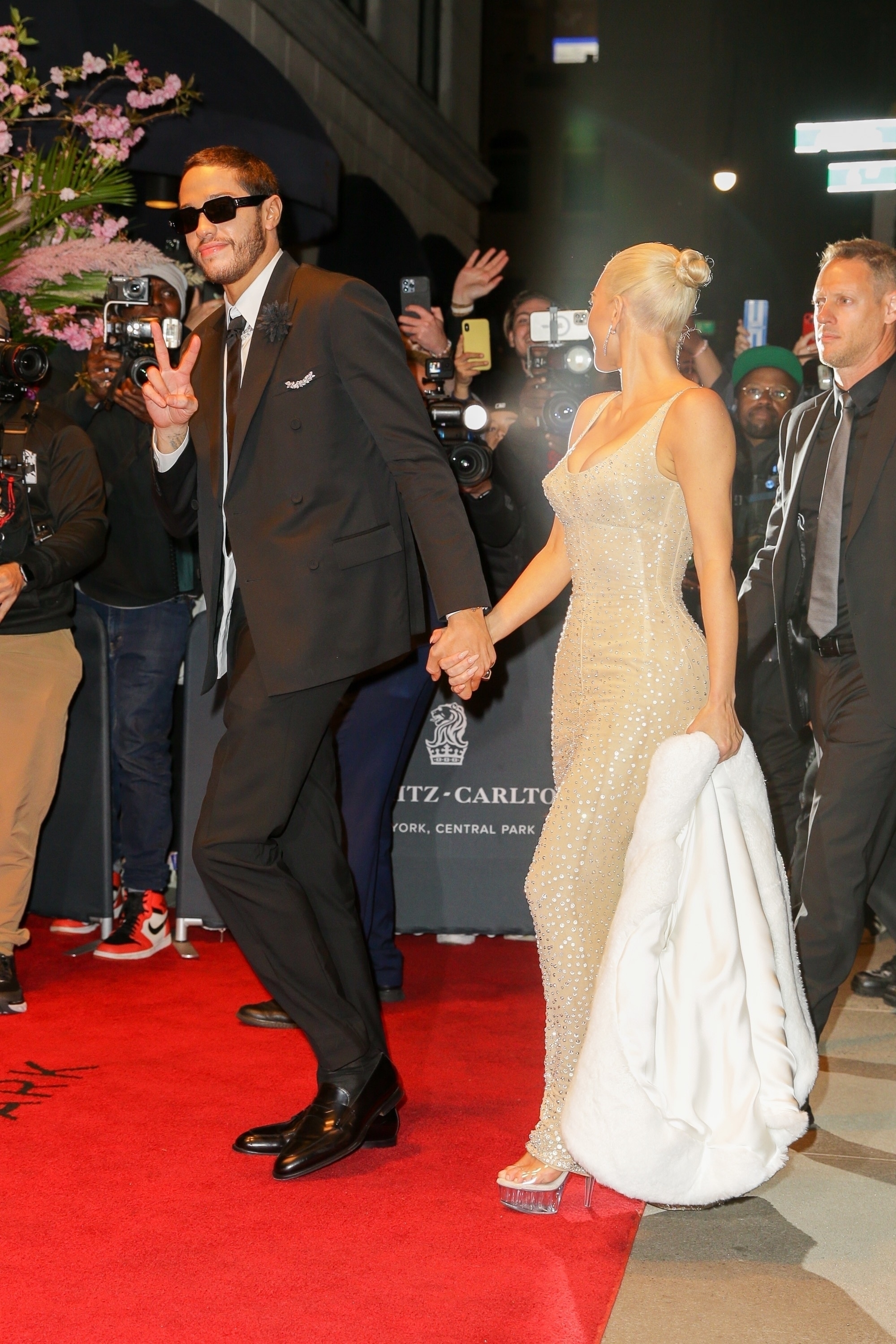 Access_Kardashian_05.jpg