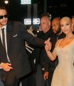Access_Kardashian_02.jpg