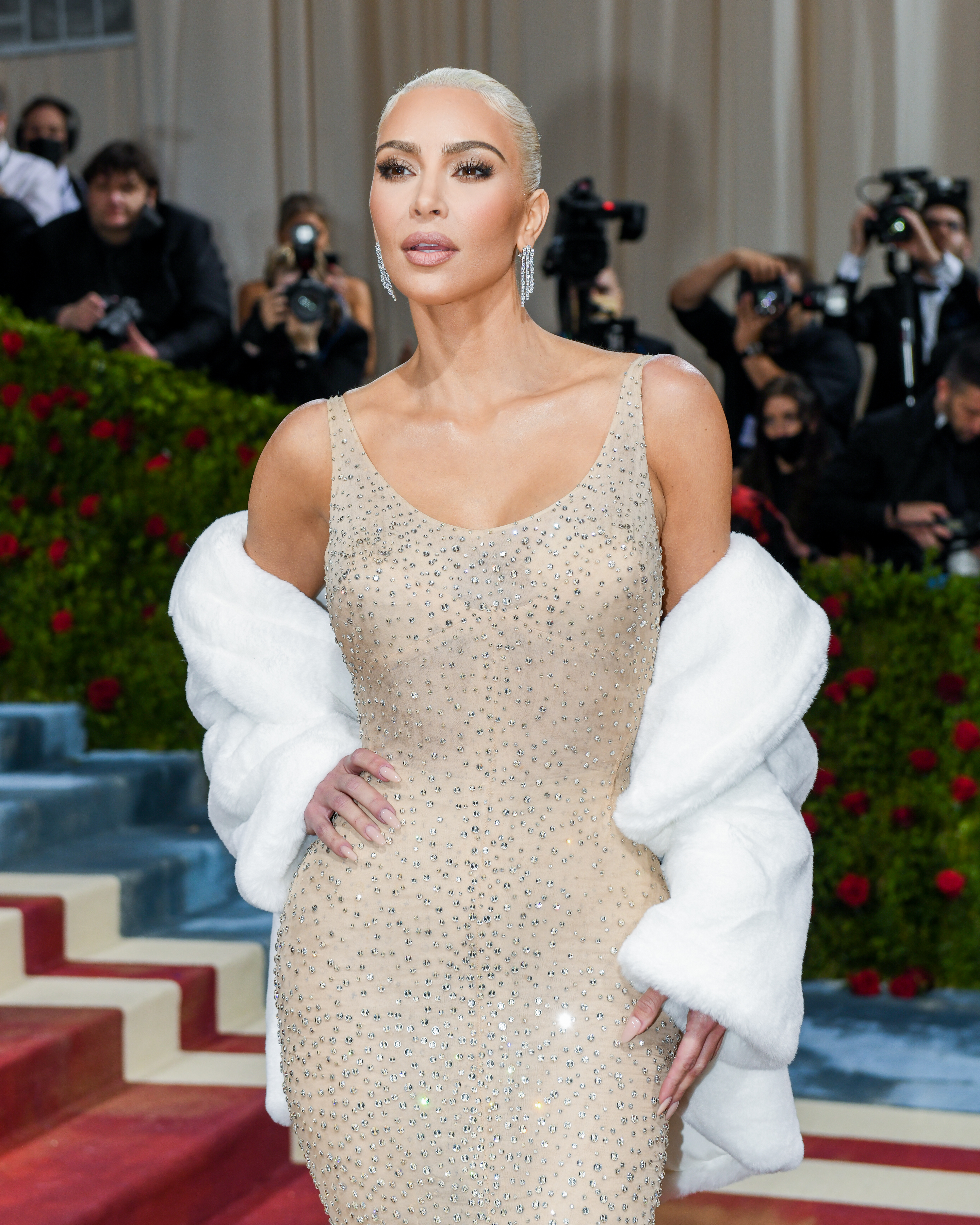 Access_Kardashian_01.jpg