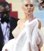 Access_Kardashian_012.jpg