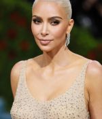 Access_Kardashian_022.jpg