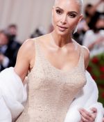 Access_Kardashian_06.jpg