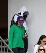 Access_Kardashian_01.jpg