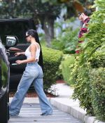 Access_Kardashian_08.jpg