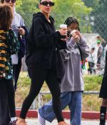 Access_Kardashian_05.jpg