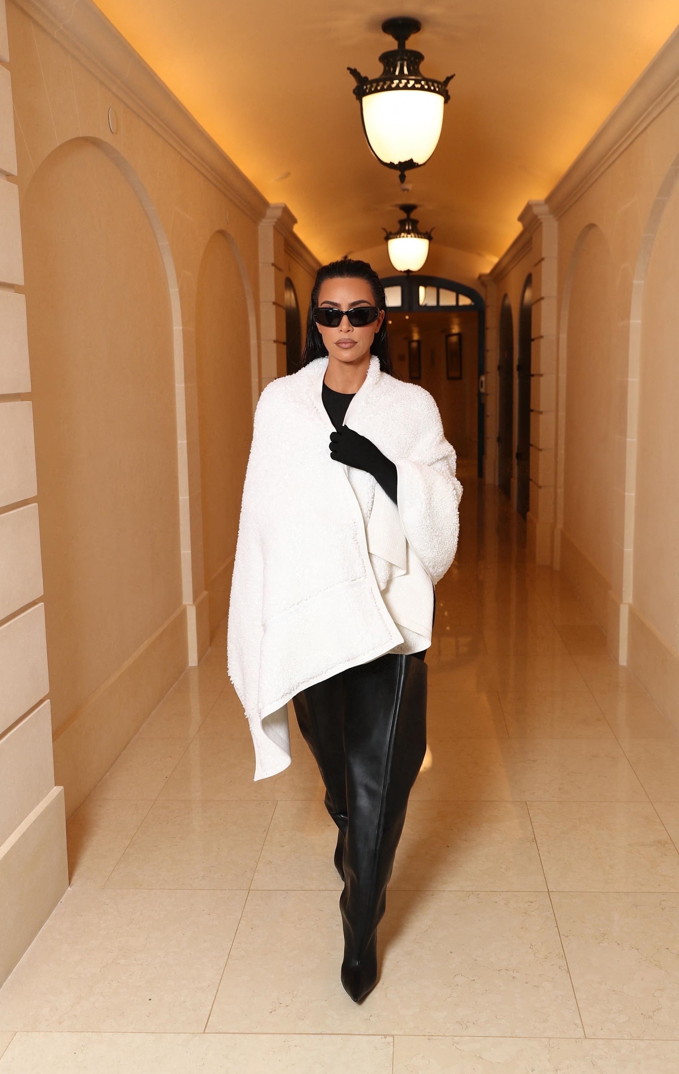 Access_Kardashian_02.jpg