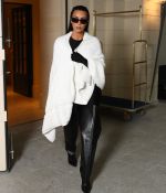 Access_Kardashian_06.jpg