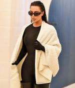 Access_Kardashian_08.jpg