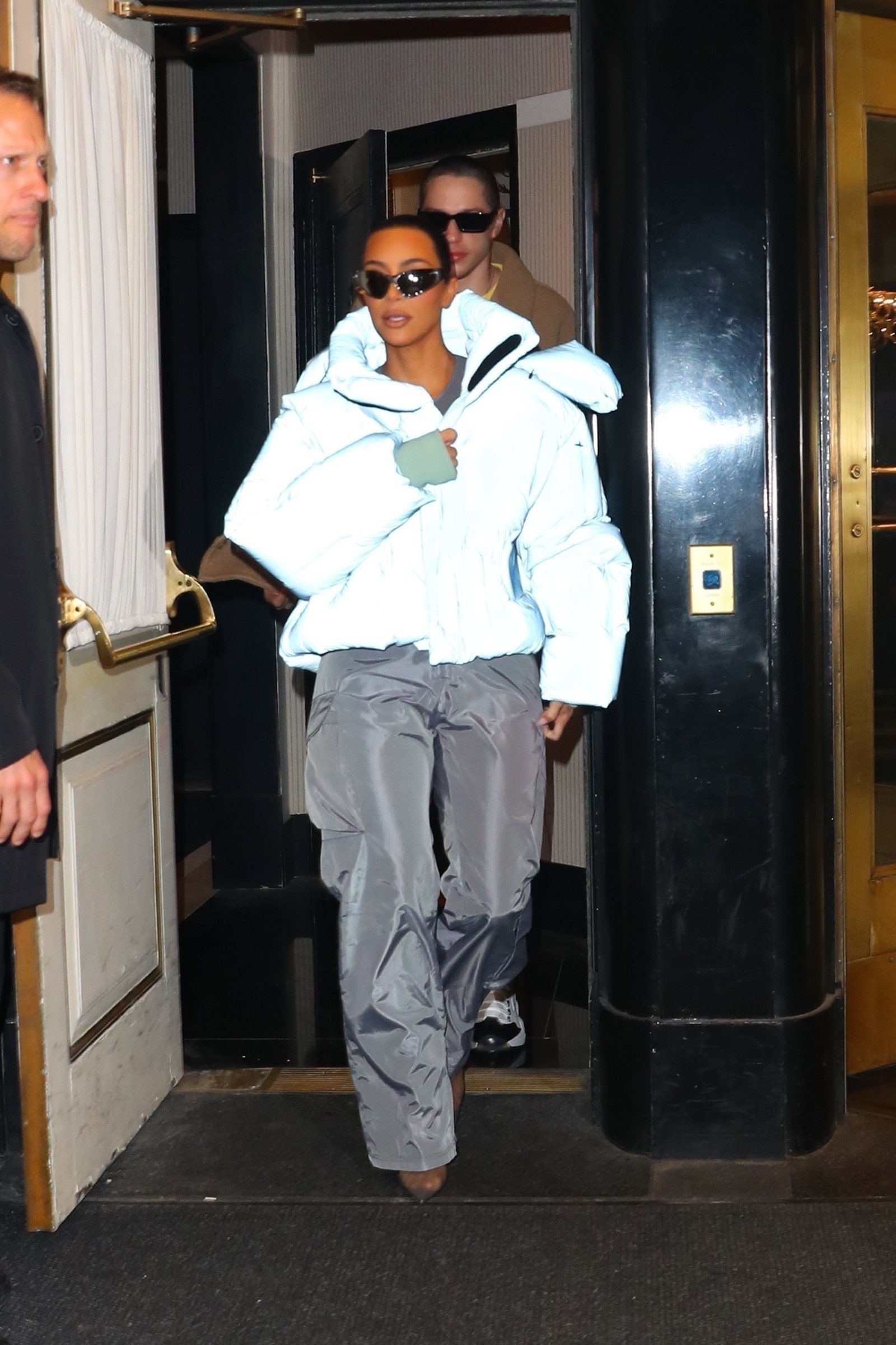Access_Kardashian_02.jpg
