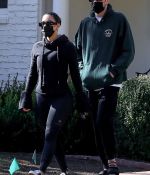 Access_Kardashian_09.jpg
