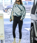 Access_Kardashian_001.jpg