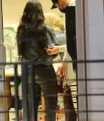 Access_Kardashian_08.jpg