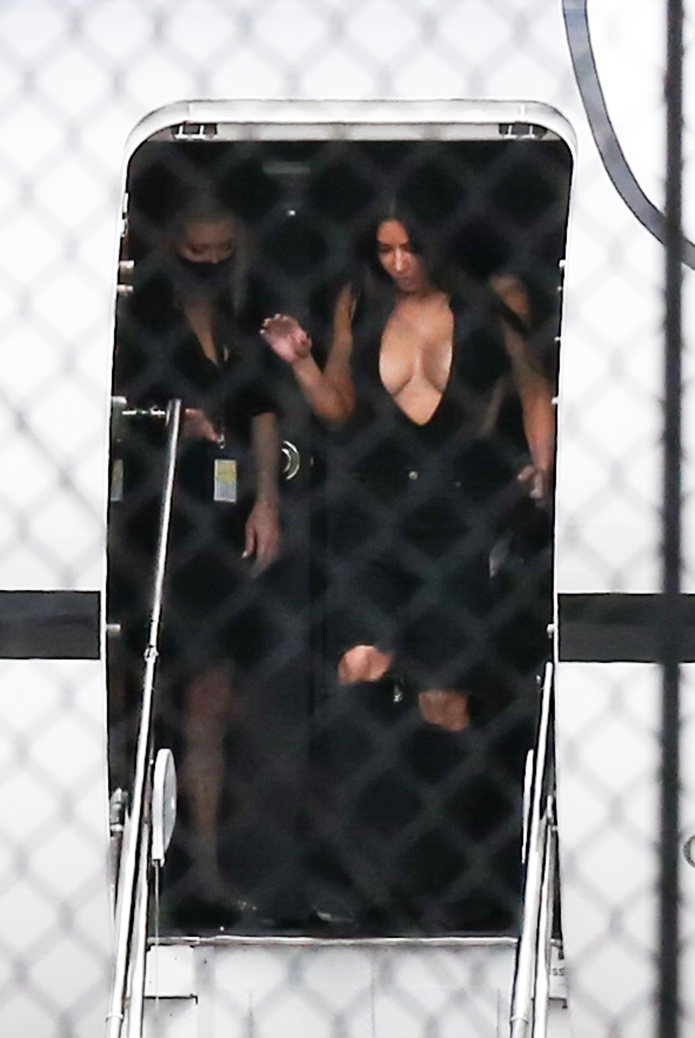 Access_Kardashian_02.jpg