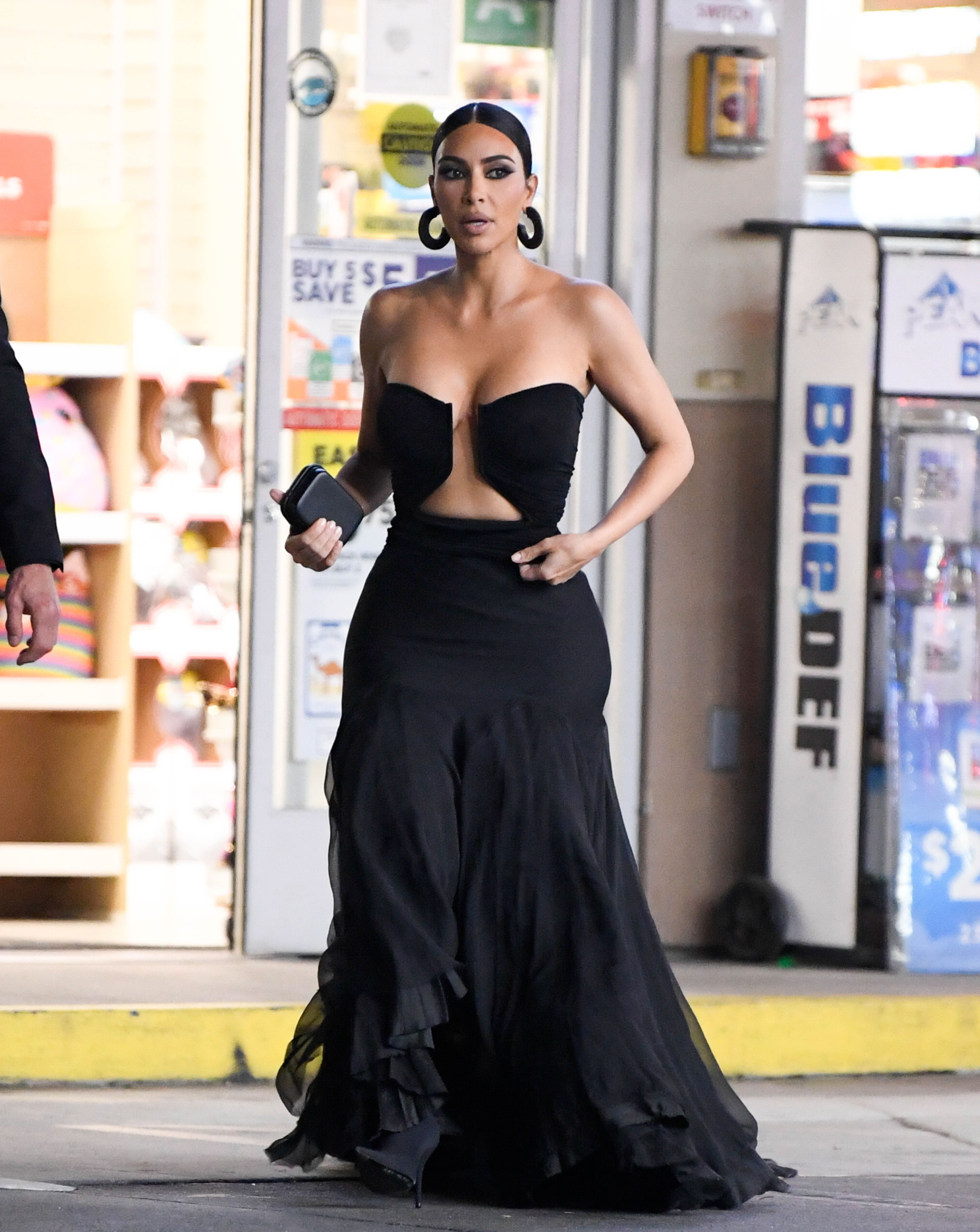 Access_Kardashian_06.jpg