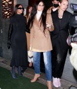 Access_Kardashian_05.jpg