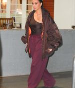 Access_Kardashian_01.jpg