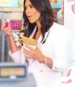 Access_Kardashian_03.jpg