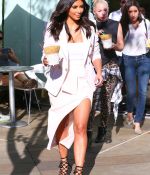 Access_Kardashian_07.jpg
