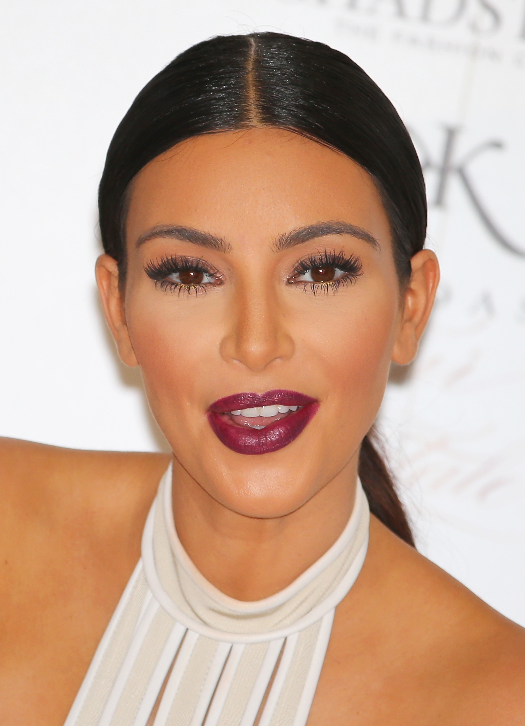 Access_Kardashian_02.jpg